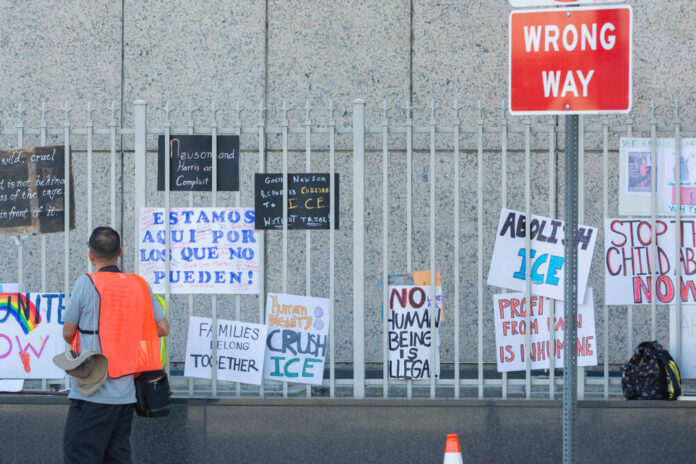 Dems Lawmakers Denied Access to NYC Immigrant Processing Site