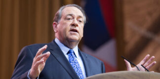 Huckabee Demands Media Correct Inaccuracies on Gaza Civilian Casualty Reports